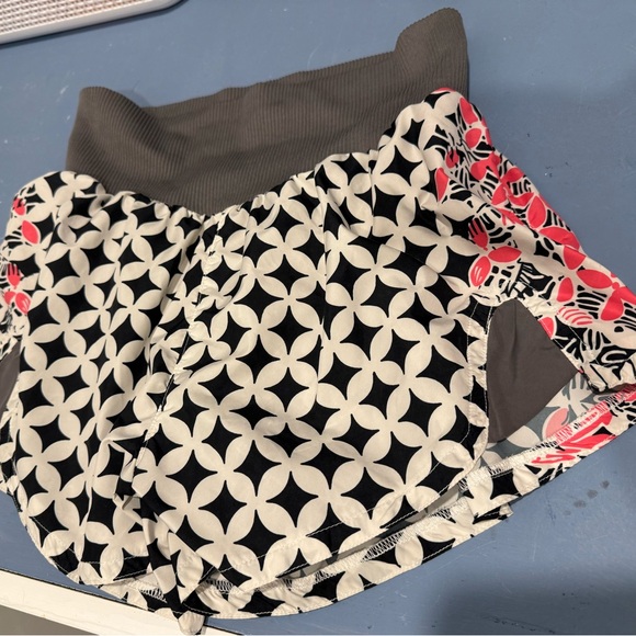 FP Movement Black and White Geometric Athletic Shorts - Picture 2 of 4